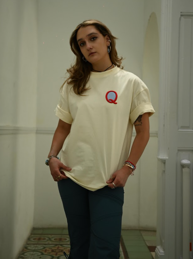 T-shirt ´´Q´´ Bone